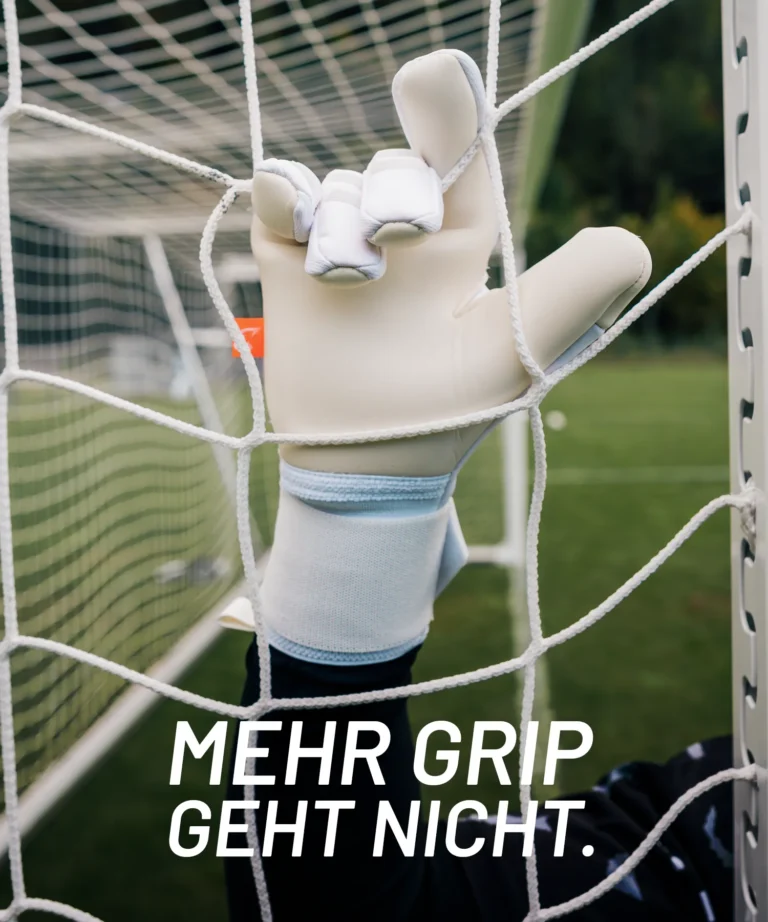 Der Artico Sensation: Weiße Profi Torwarthandschuhe mit bestem Grip - von Catch and Keep