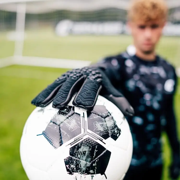 Nero Deep Dark Catch and Keep Torwarthandschuhe 10