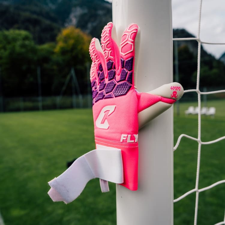 Fly_Pink_Soul_Catch_and_Keep_Torwarthandschuhe_Pink