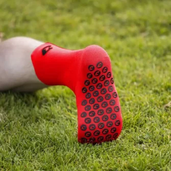 Antirutsch Grip Socken / Fußballsocken in Rot von Catch and Keep