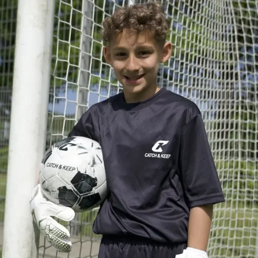 Das neue Torwart Trainingsshirt von Catch and Keep - für Kinder und Erwachsene