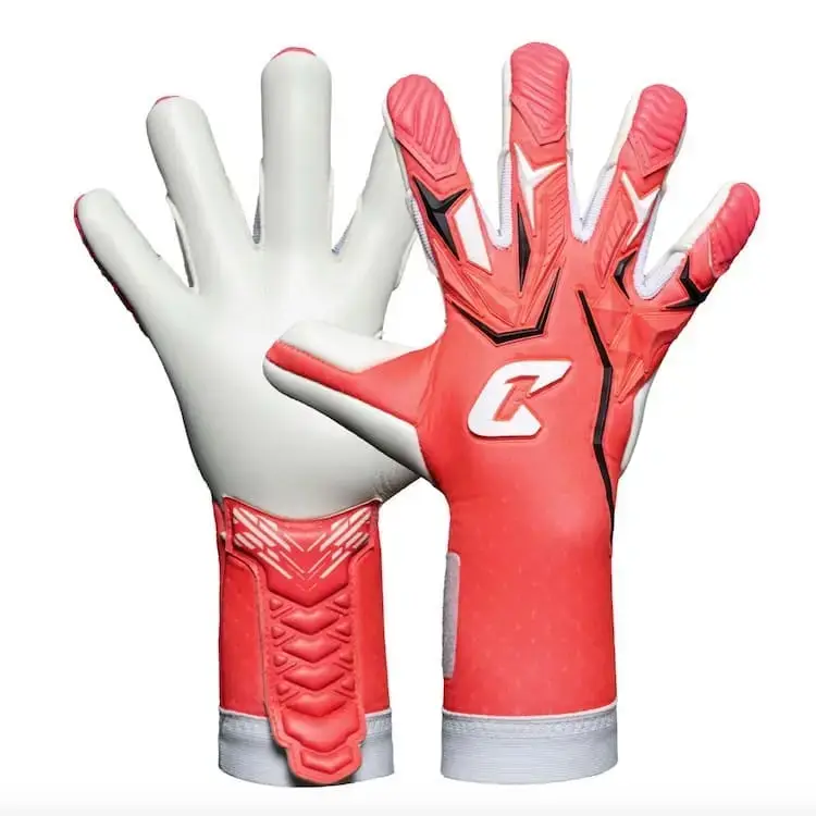 Profi-Torwarthandschuhe mit Extra Grip bei Regen: der Vivor in Rot - nur bei Catch and Keep