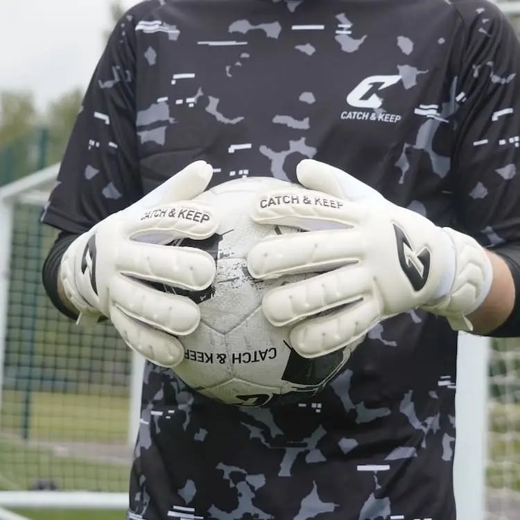 Day NXT Hybrid Cut Catch and Keep Handschuhe für Torhüter