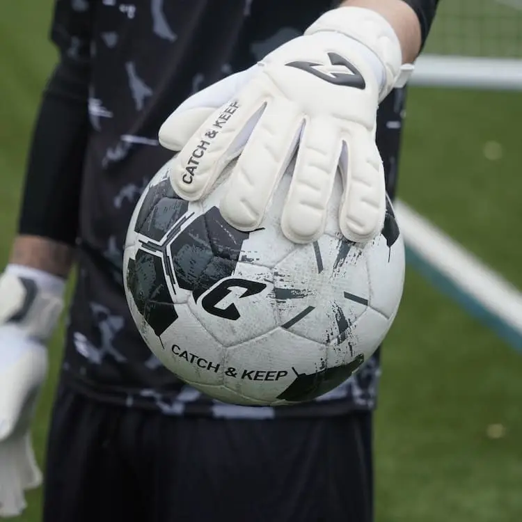 Day NXT Hybrid Cut Catch and Keep Torwarthandschuhe mit Grip