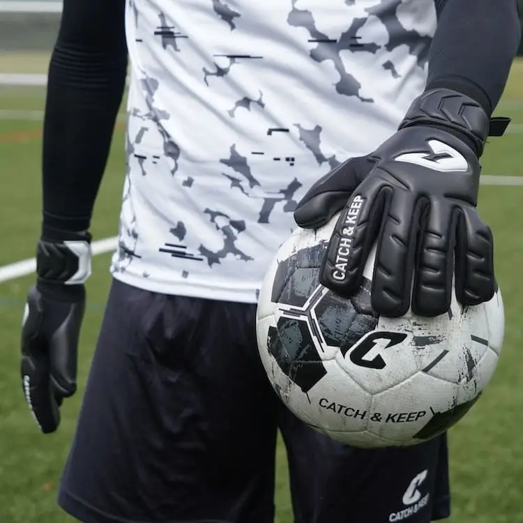 Night NXT Negative Cut Catch and Keep neue schwarze Torwarthandschuhe