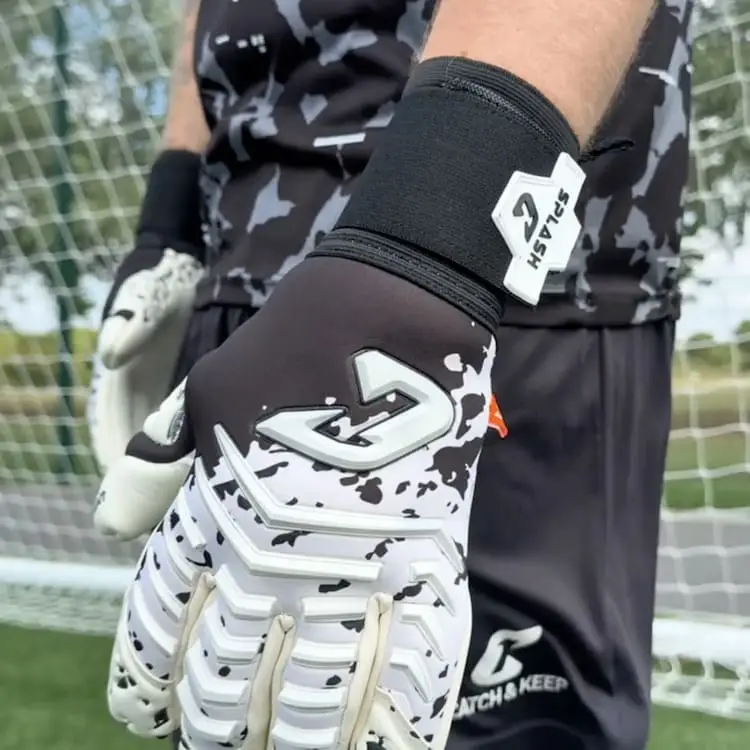 Bildschirmfoto 2025-08-19 um 20.03.45