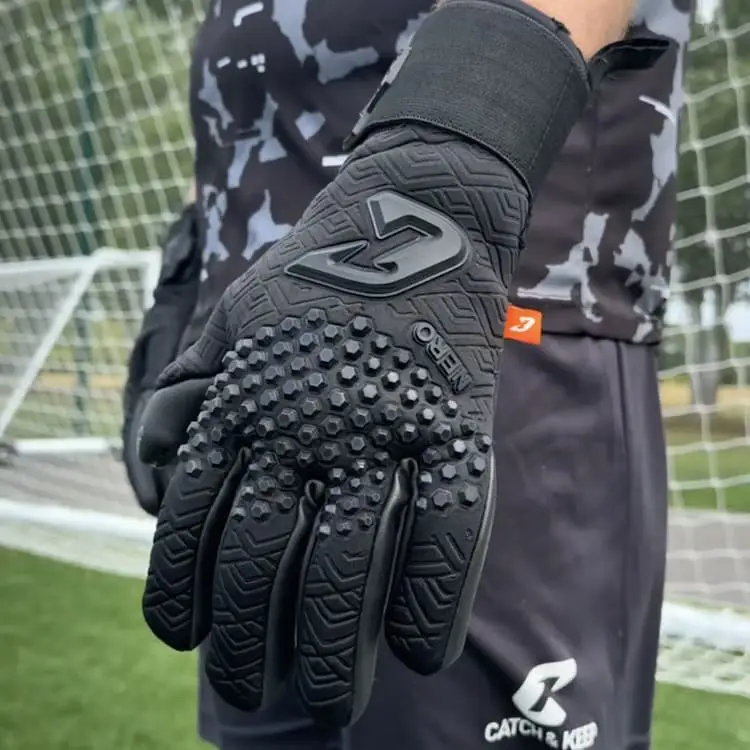 Bildschirmfoto 2025-08-19 um 20.06.48