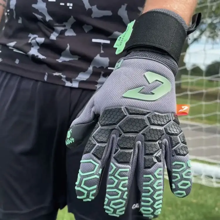 Bildschirmfoto 2025-08-19 um 20.09.54