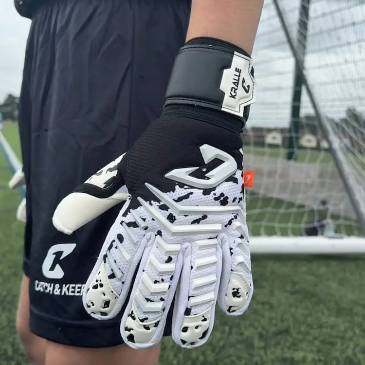 Bildschirmfoto 2025-08-20 um 09.55.41