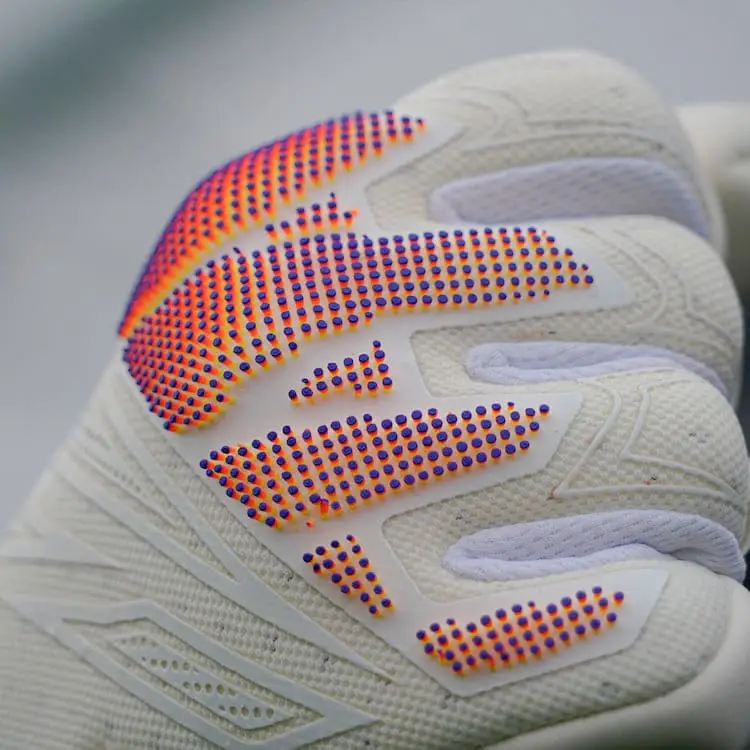 Future Vision Lumin Catch and Keep Torwarthandschuhe in weiss