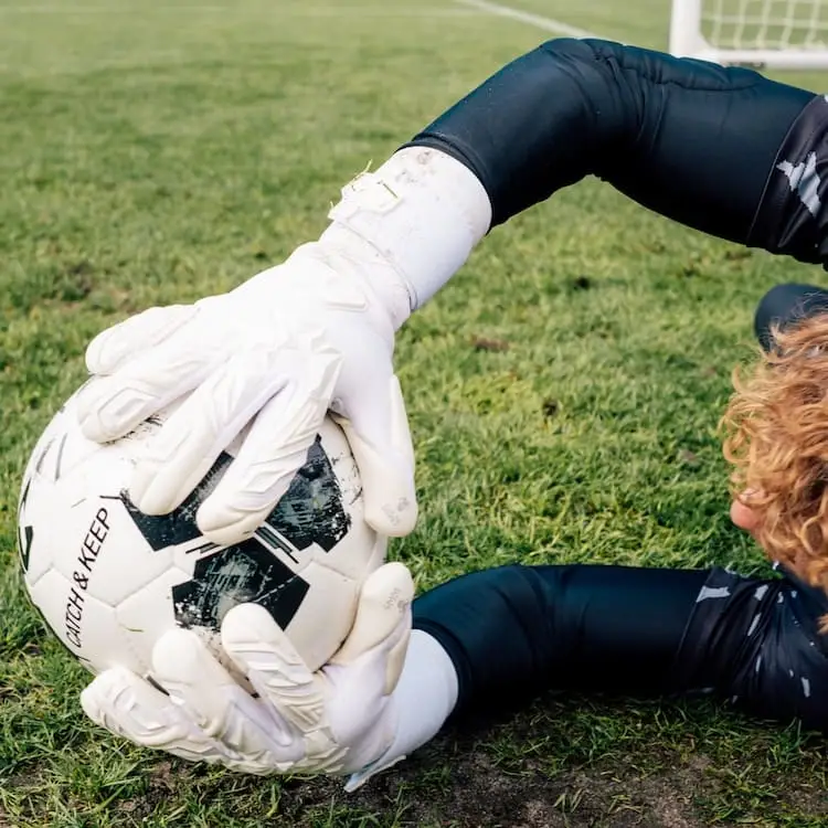 Pulse X All White Catch and Keep Torwarthandschuhe 8