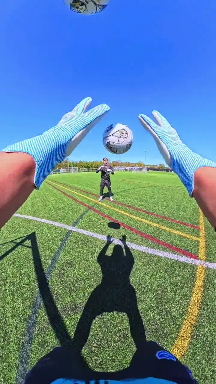 Aero Virx Blau in Aktion – Catch & Keep Torwart-Video
