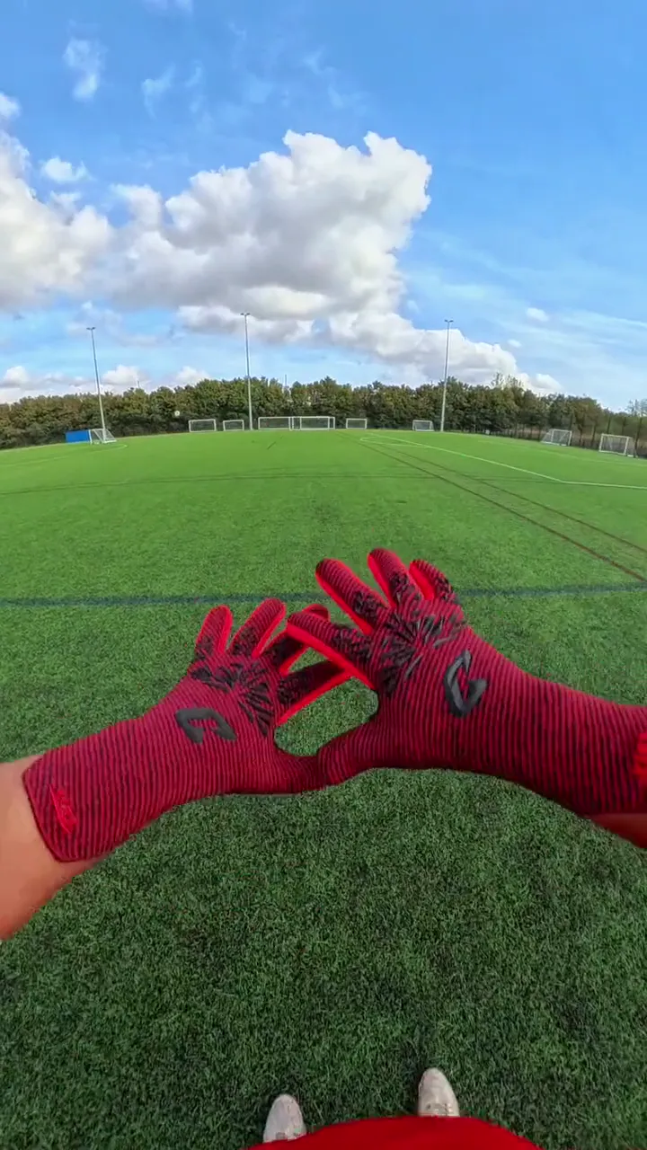 Aero Virx Rot in Aktion – Catch & Keep Torwart-Video