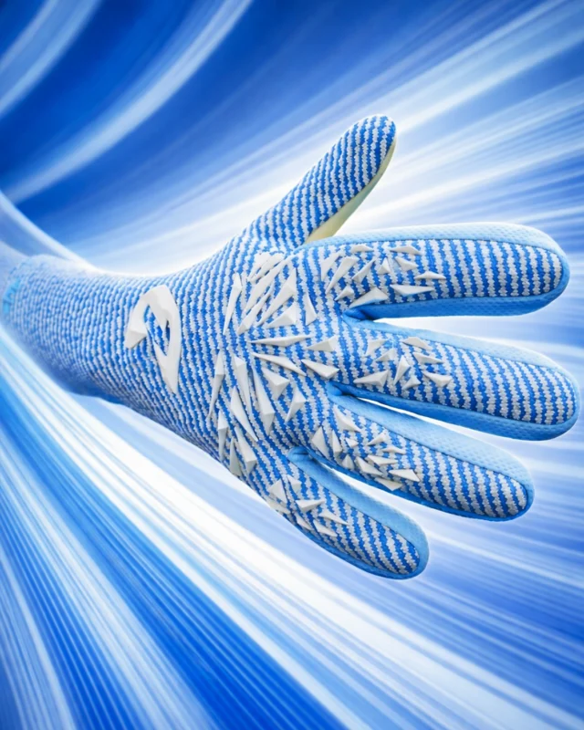 YOU DON’T WANNA MISS THESE BEAUTIES… 👀🧤
⚠️ Am Sonntag, 29.03. | 10 Uhr droppt unser neuestes Modell – und das solltest du wirklich nicht verpassen. 

Was dahinter steckt? Ein komplett neu entwickelter GRAVITY GRIP.
Und ja… wir haben lange daran gefeilt. Jetzt seid ihr dran.

👇 Wie könnte der Neue heißen? Drop deinen Guess in die Kommis 👇